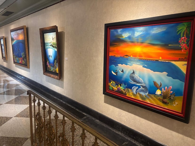 Desde el pasado jueves hasta el 31 de octubre, las obras del artista Héctor M. Ruiz estarán exhibidas, por un periodo de 30 días, en la Galería José Tous Soto, ubicada en el sótano del Capitolio.