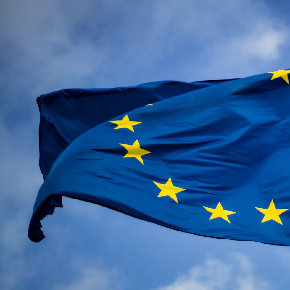 El presidente estadounidense se mostró disgustado porque el Parlamento Europeo aún no había finalizado el acuerdo comercial alcanzado el año pasado.
