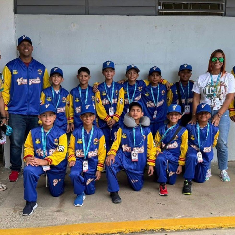 El equipo de Venezuela que llegó a Loíza el sábado y que terminó conquistando el campeonato del torneo internacional.