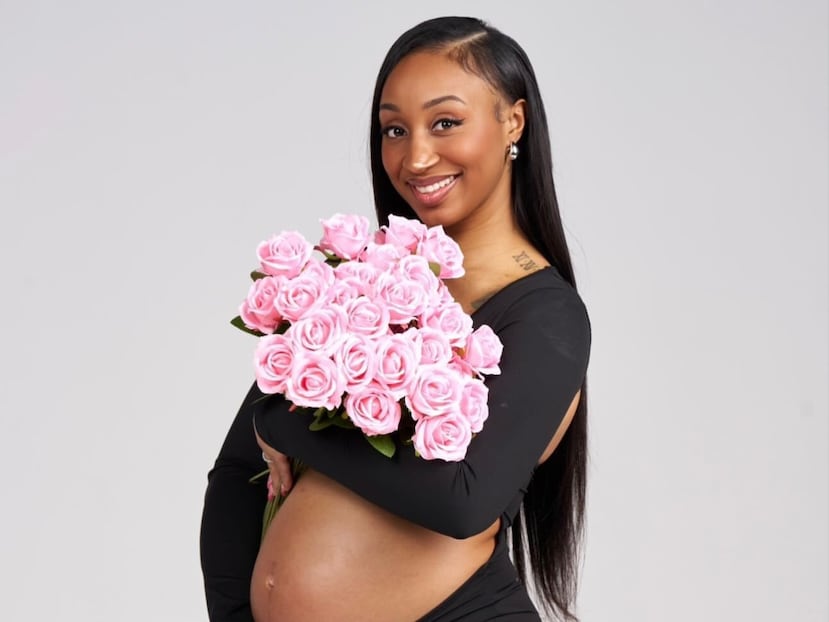 Jasmine Camacho-Quinn anunció su embarazo en Instagram en el pasado Día de las Madres en mayo.