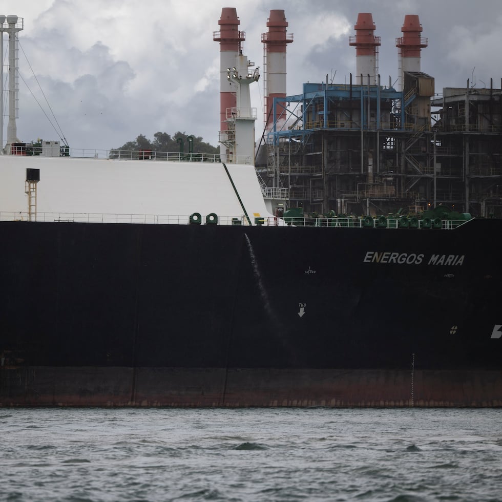 The dispute centers on the dimensions of the vessel NFE proposes to bring into the San Juan Bay terminal.