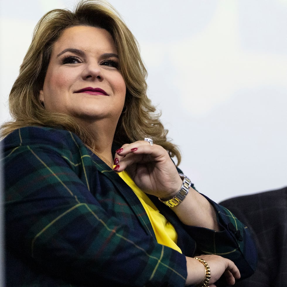 La gobernadora Jenniffer González insiste en la pronta aprobación de su propuesta contributiva. En la foto, junto a Carlos "Johnny" Méndez, presidente de la Cámara de Representantes, cuerpo que comenzó la evaluación del proyecto hoy.