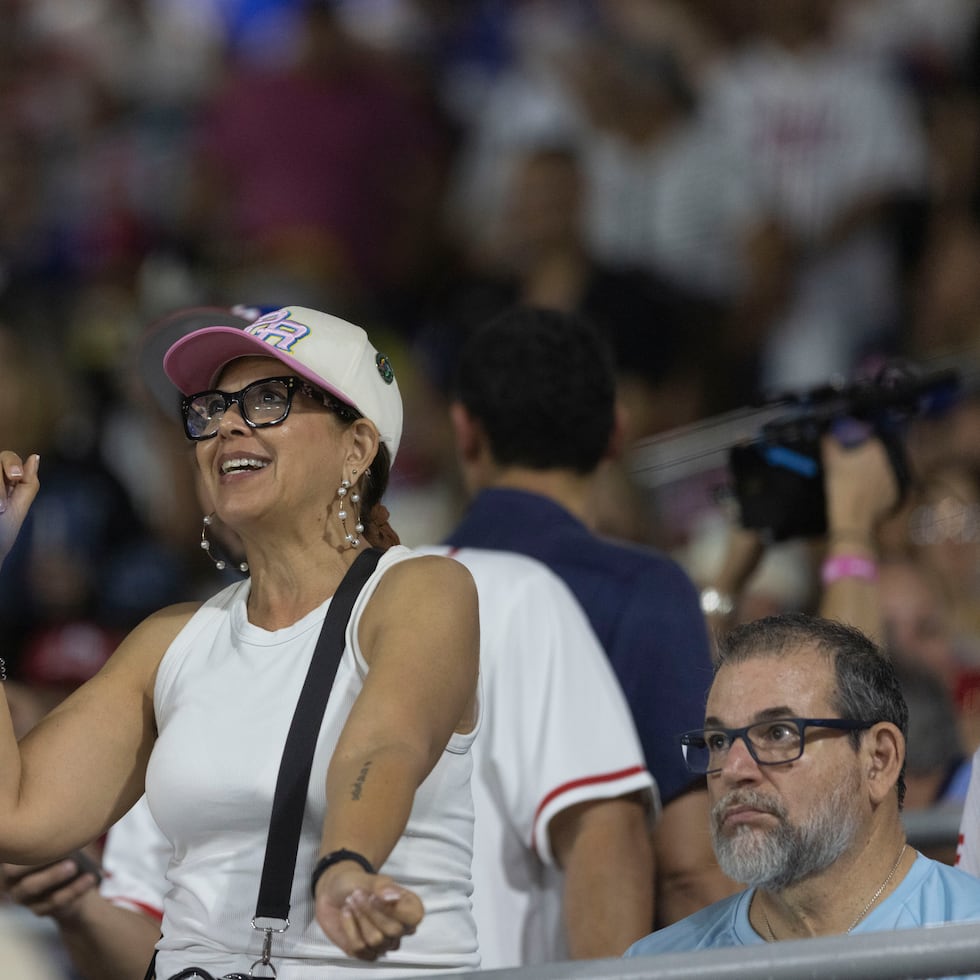 Más de 18 mil personas abarrotaron el Hiram Bithorn.