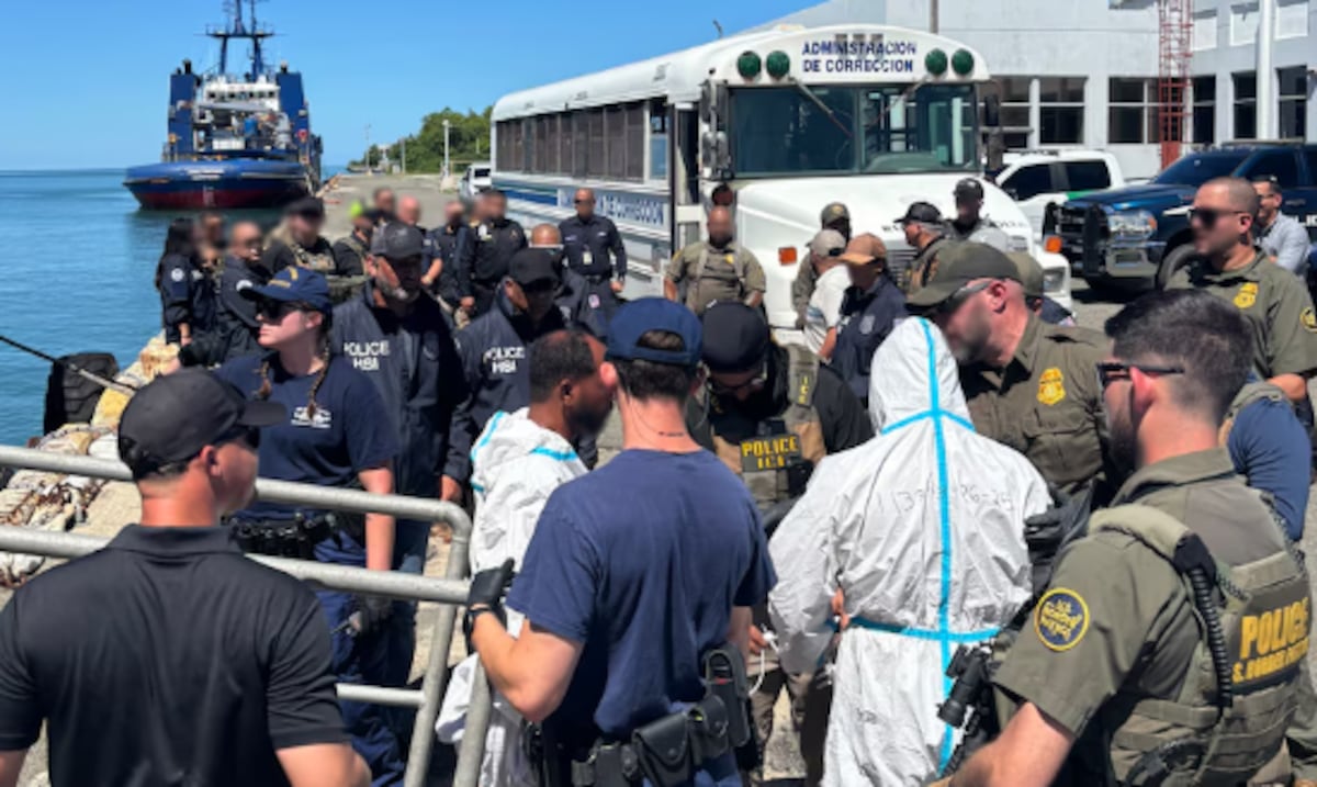 Guardia Costera suspende búsqueda de migrantes desaparecidos tras naufragio en el Pasaje de la Mona