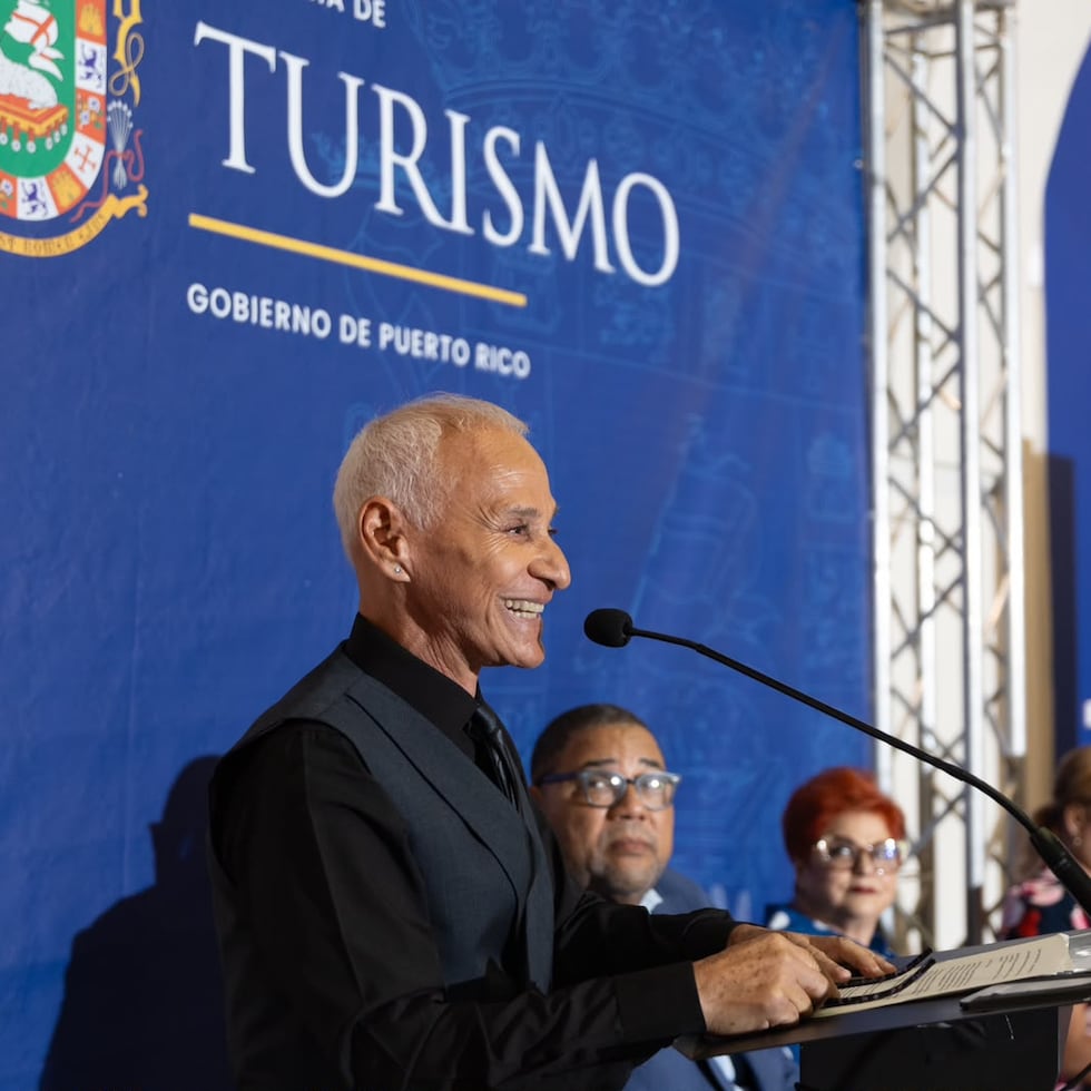 Heriberto Nieves, escultor y artista puertorriqueño.