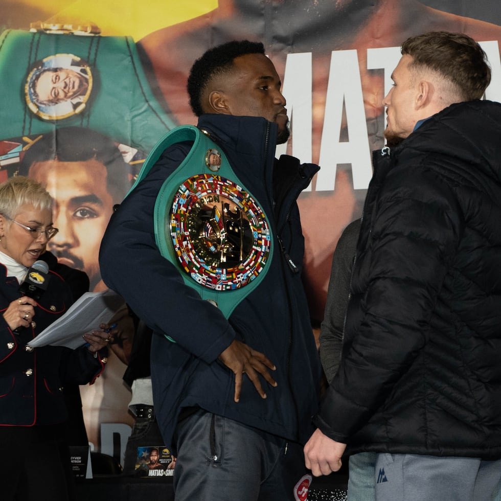 Subriel Matías y Dalton Smith tiene un frente a frente durante la conferencia de prensa oficial del evento este jueves.