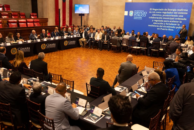 La cumbre se celebró en el salón Leopoldo Figueroa.
