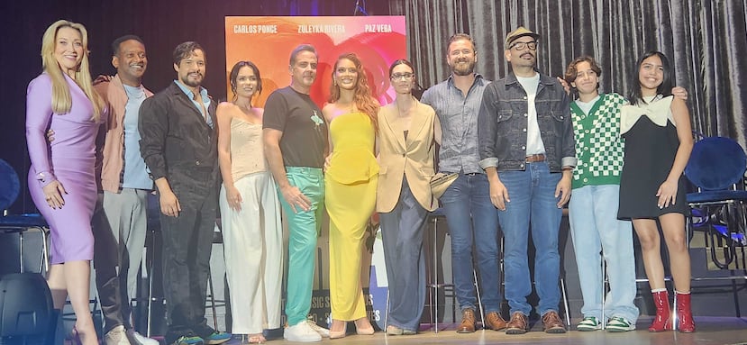 Parte del elenco que participa en la película "Perla".