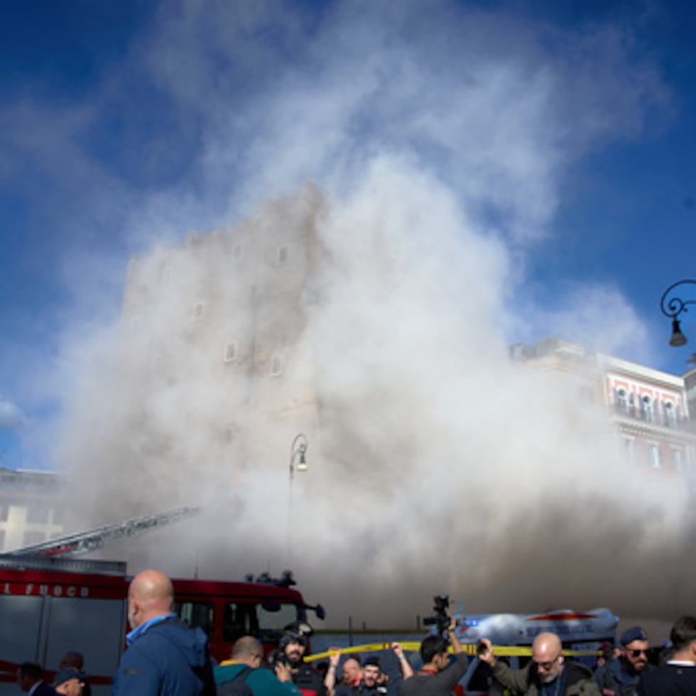 Derrumbe en Roma: Torre dei Conti colapsa durante renovación. ¡Impactante!