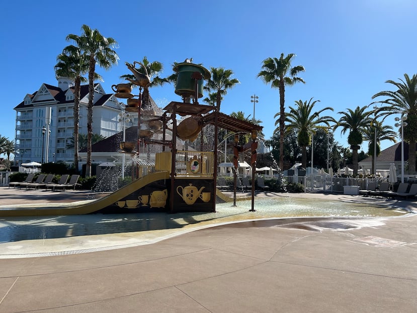 Área de la piscina para niños en el hotel Grand Floridian.