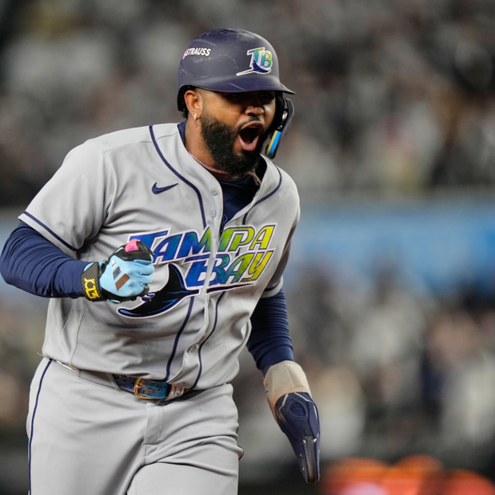 El dominicano Junior Caminero se ha consolidado como una de las principales figuras ofensivas de los Rays de Tampa Bay.