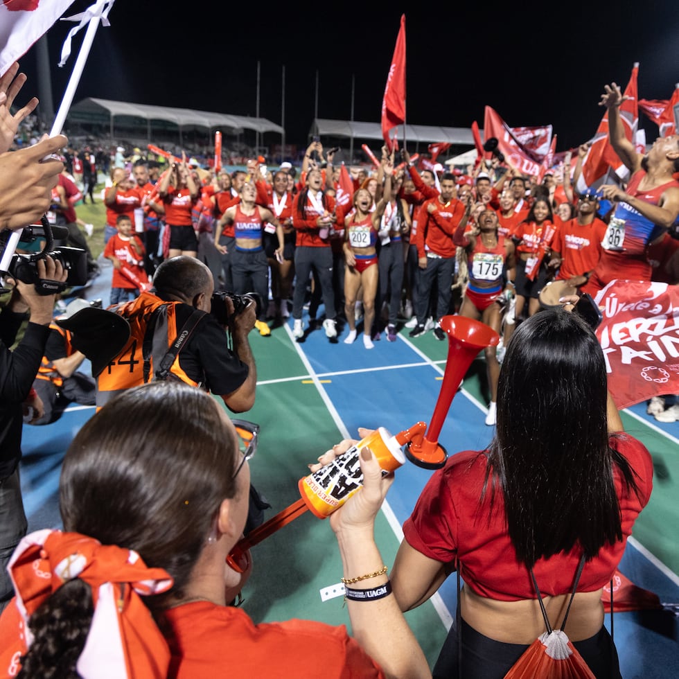 Los Taínos y las Taínas de la Universidad Ana G. Méndez se proclamaron campeones de las Justas de Atletismo 2025 de la Liga Atlética Interuniversitaria.