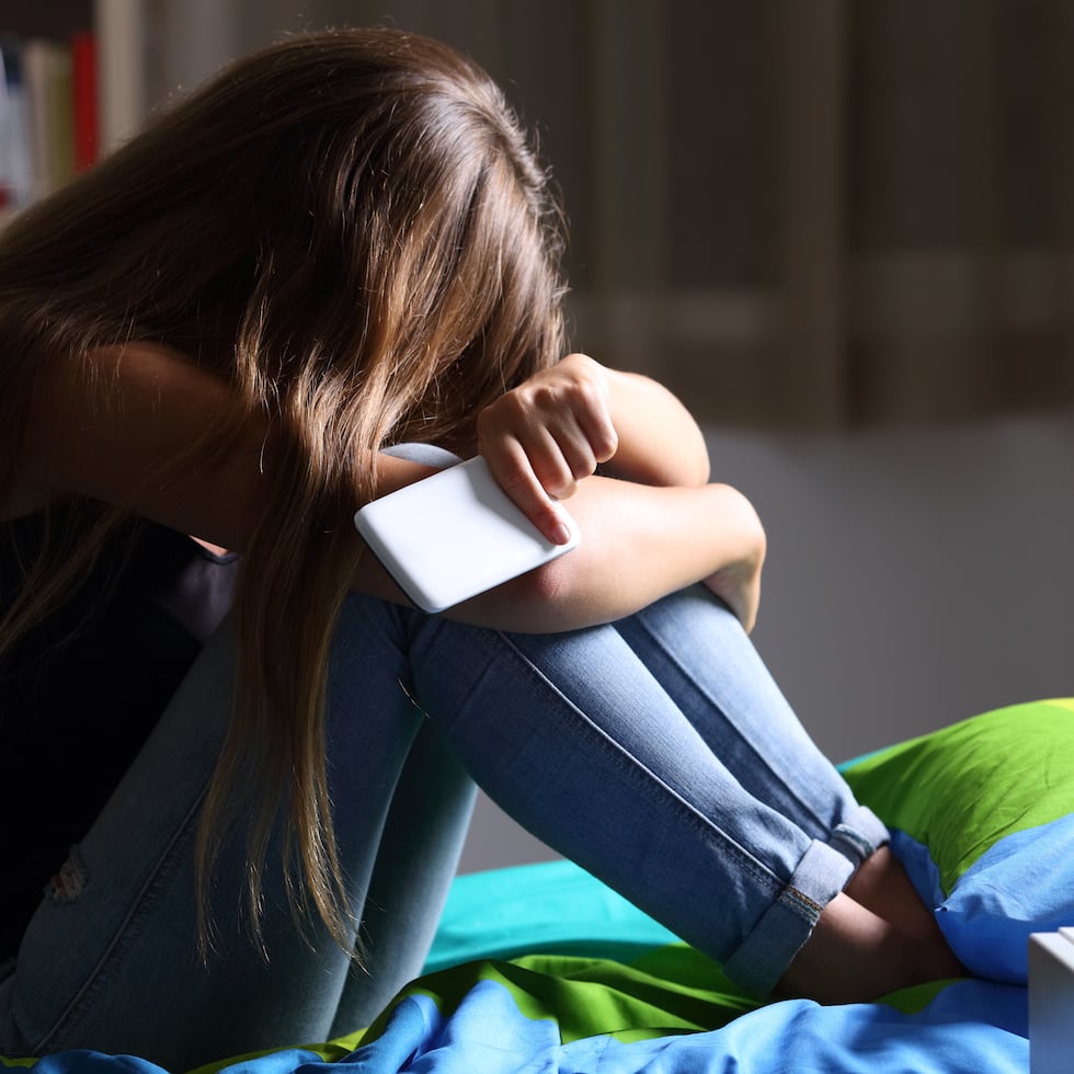 Niños y adolescentes son especialmente sensibles a la comparación social. En redes, la norma parecen ser los cuerpos perfectos, las vidas exitosas y la felicidad permanente, destaca Francisco San Miguel.