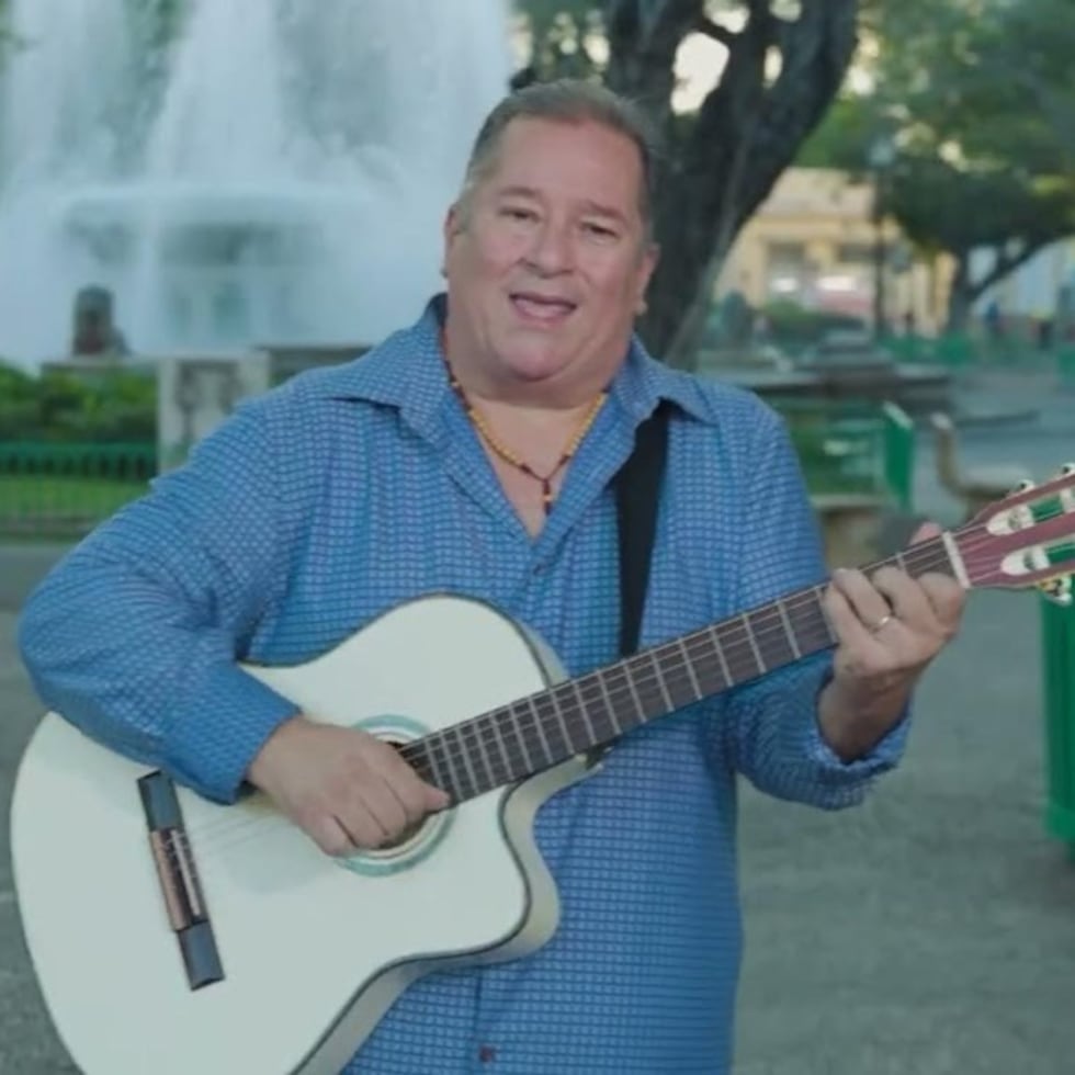 El cantautor José Alfredo Méndez.