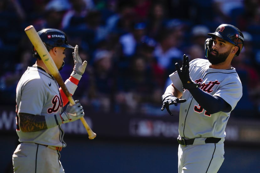 Javier Báez y Riley Greene, compañeros de equipo en los Tigers de Detroit.