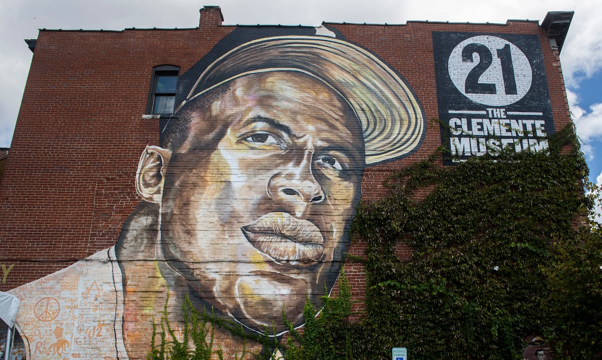 Roberto Clemente: 92 años del nacimiento de una leyenda eterna del béisbol