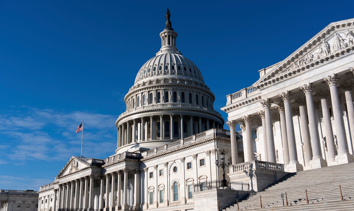 Senadora republicana Ashley Moody lidera donativos desde Puerto Rico en ciclo 2025-2026