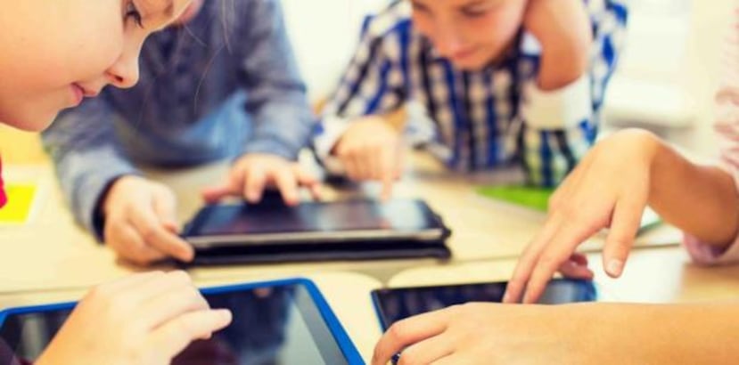 Buscan adquirir cerca de 140 mil aparatos electrónicos para los estudiantes, además de computadoras portátiles para todos los maestros. (Archivo)