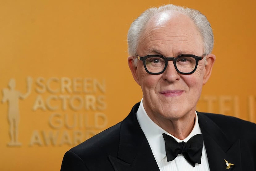 John Lithgow estuvo presente en la gala de los Screen Actors Guild Awards de 2025 como parte del elenco de la película "Conclave".