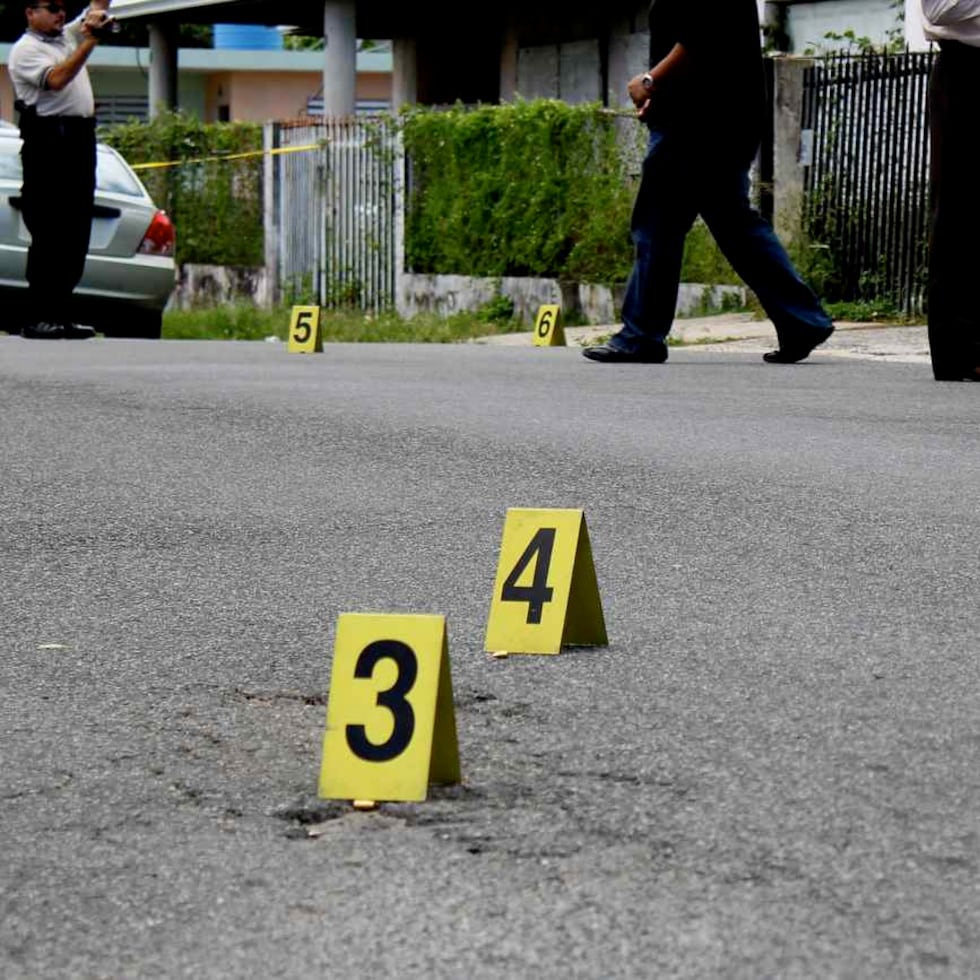La Policía en Naguabo investiga las circunstancias en que una mujer fue herida de bala en la tarde de este viernes, en el camino La Fe, el barrio Río Blanco.