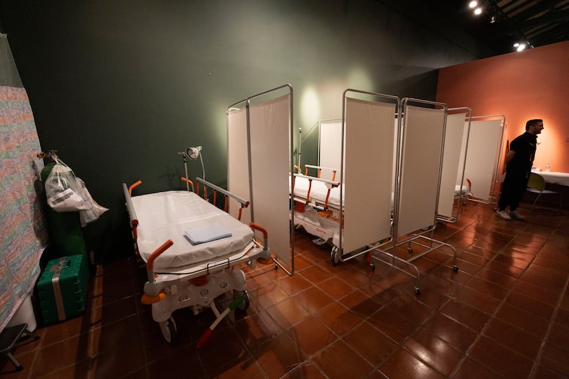 El Museo de San Juan fue habilitado con 12 camillas, que están estrenando para la ocasión, que se utilizarán durante las Fiestas de la Calle San Sebastián en el Viejo San Juan.