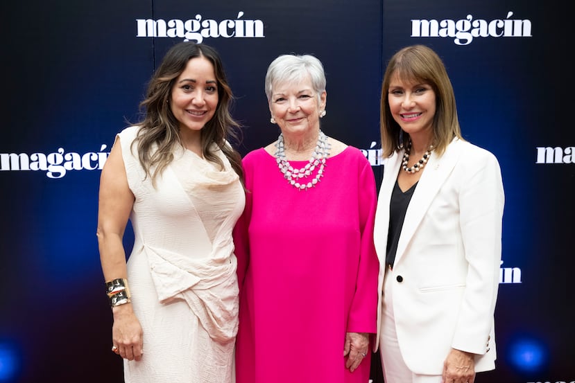 Yalixa Rivera Cruz, directora general de GFR Media, la gastroenteróloga Esther Torres y la banquera Maritza Abadía.