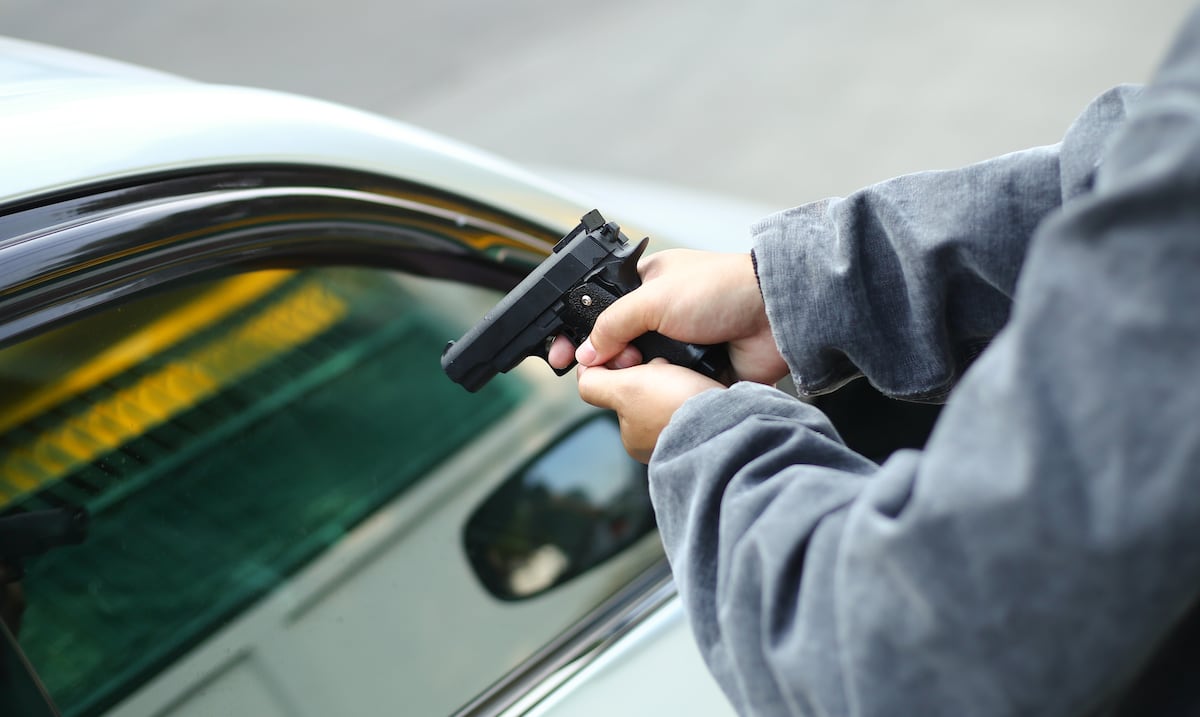 Dos sujetos roban guagua Toyota Tundra en carjacking en Comerío