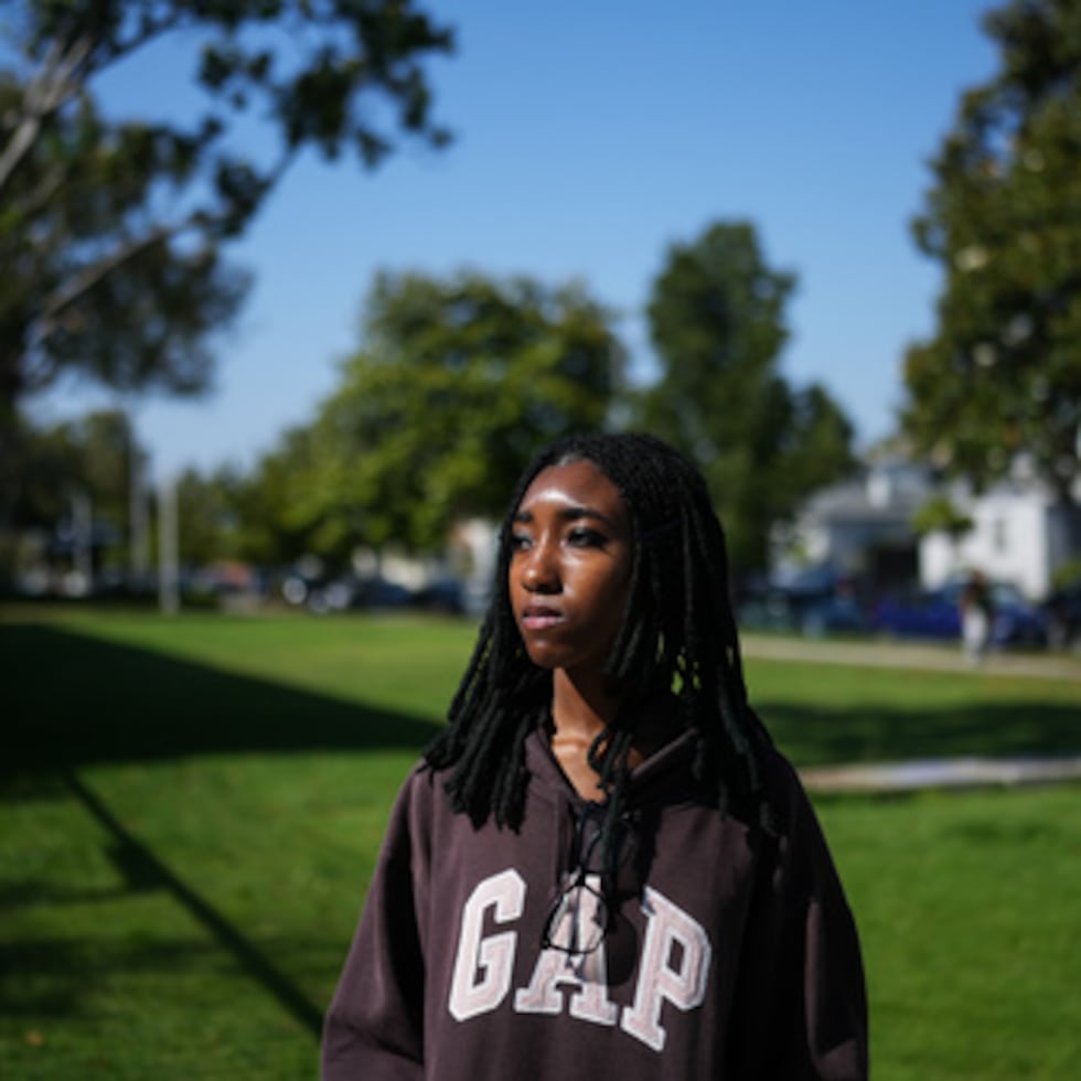 Makeda Walker-Deen, estudiante de tercer año de la escuela secundaria Susan Miller Dorsey Senior High School, en Los Ángeles