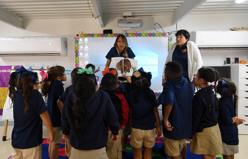 En la sala de clases, la escuela charter de Vimenti usará el currículo del colegio privado St. John’s School.