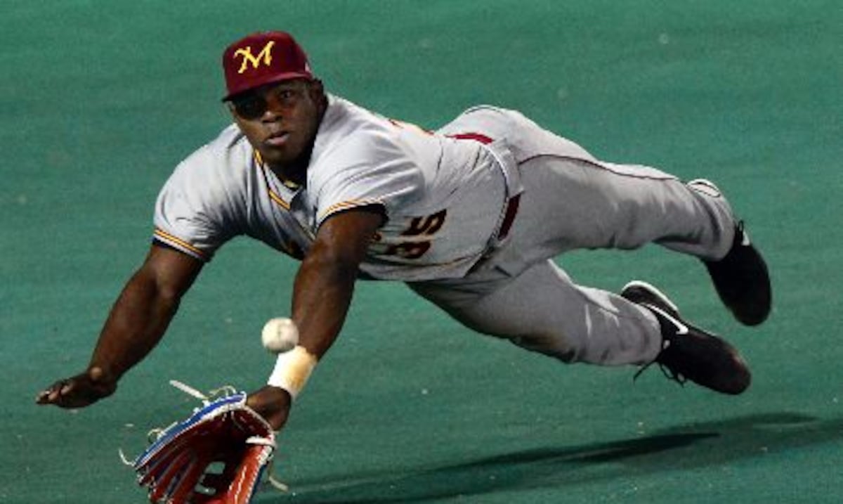 Yasiel Puig regresa al béisbol invernal de Puerto Rico con los Senadores de San Juan