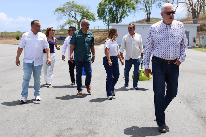 El presidente del Senado, Thomas Rivera Schatz, estuvo de visita en la isla municipio de Vieques.