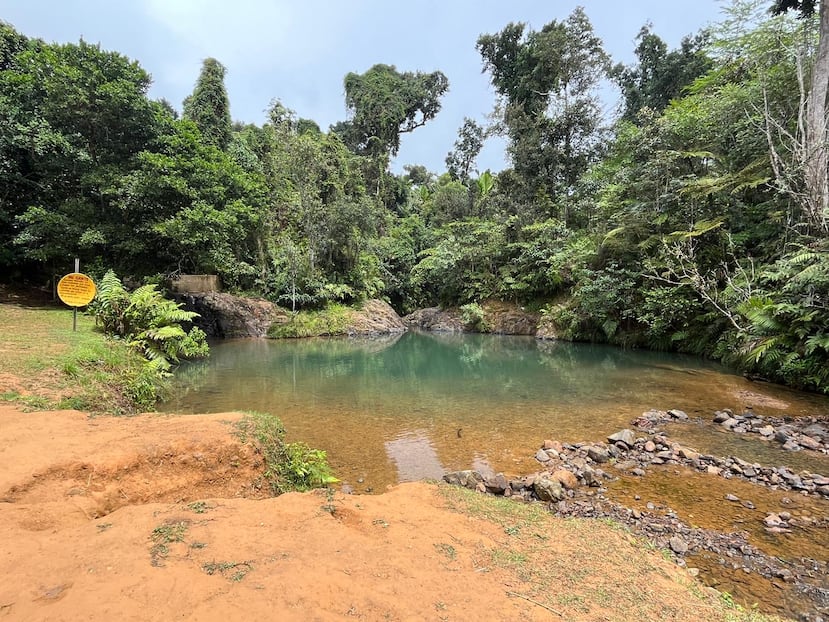 Charco Azul es aconsejable para personas que estén en lo que el guía certificado Ray Rodríguez cataloga como nivel 1: con una condición física adecuada para caminar durante al menos media hora.