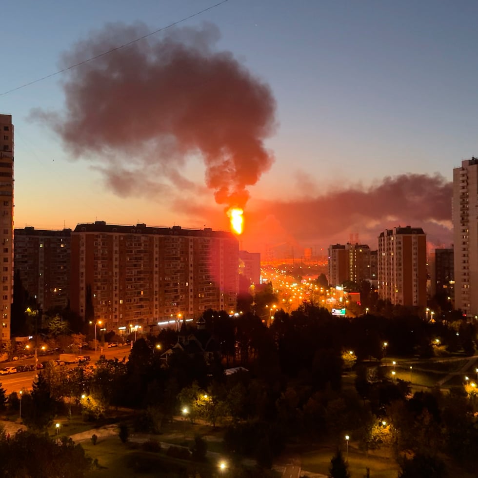 De acuerdo con el portal, la guerra ha sido la causa de al menos 940 defunciones de menores de 18 años.