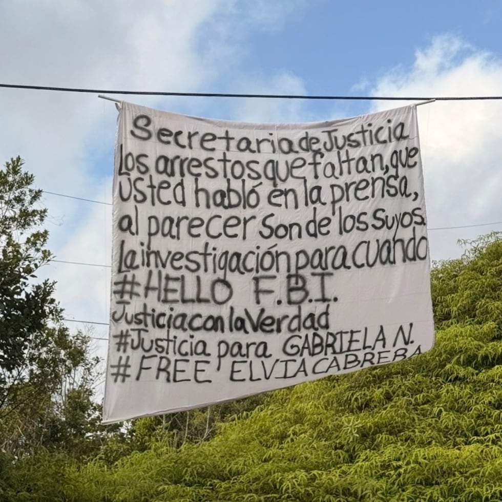 Una nueva sábana fue colocada en la ruta panorámica en el día 19 del juicio contra Elvia Cabrera por el asesinato de Gabriela Nicole Pratts.