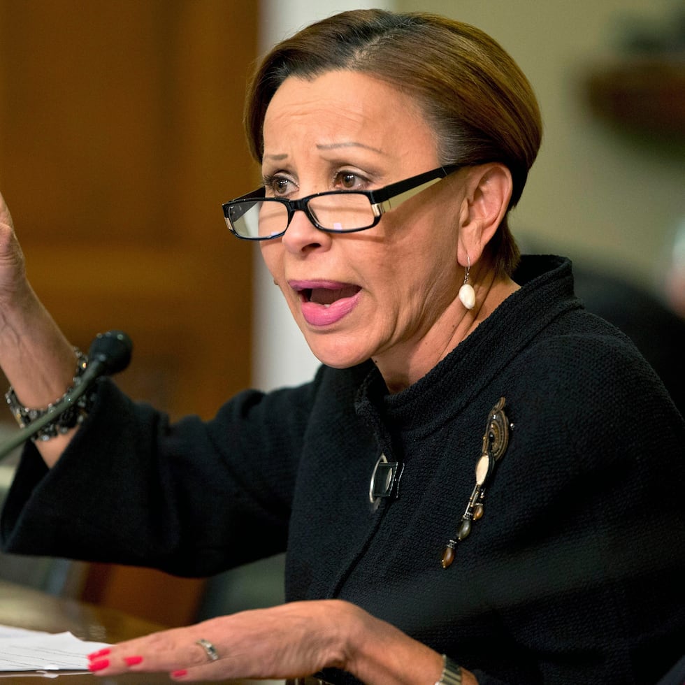 Nydia Velázquez anunció su retiro esta semana. ara sobrevivir políticamente, se movió a la izquierda. En 2019, tras la muerte de Hernández Colón, su ruptura con el PPD fue evidente, escribe Ángel Rosa