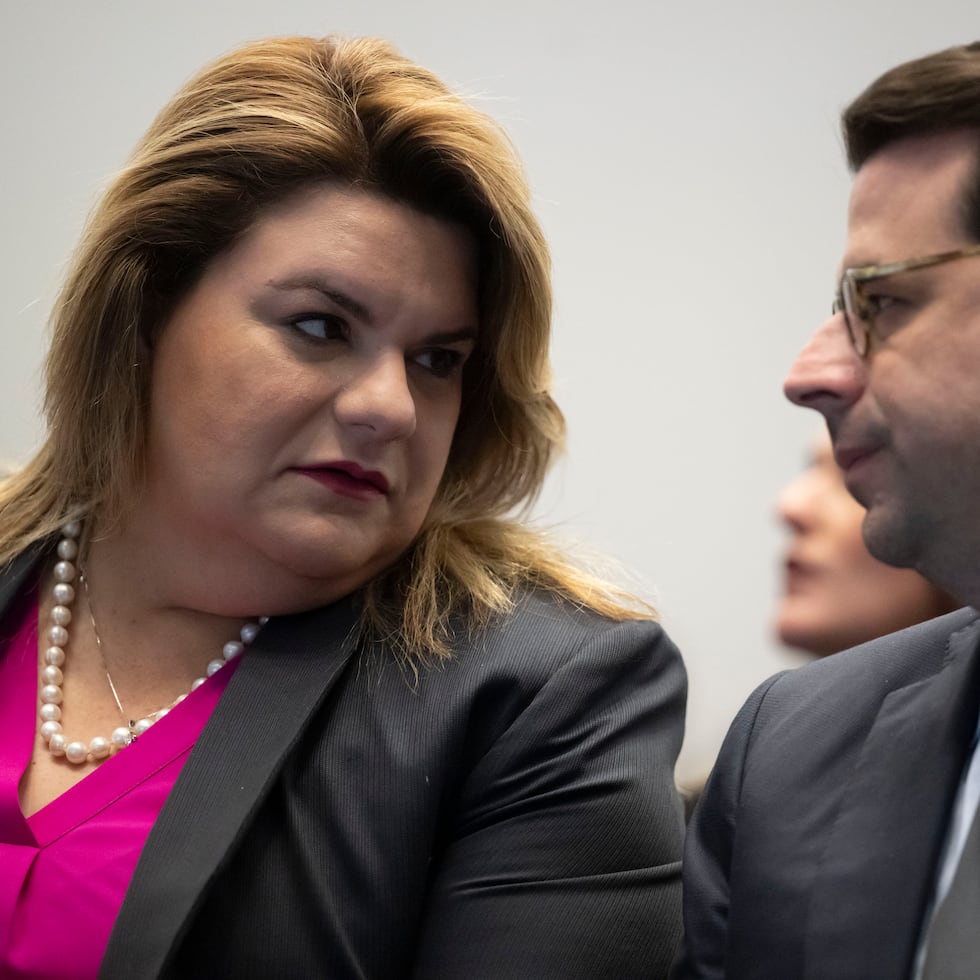 La gobernadora González y su director de campaña de 2024, Francisco Domenech, han negado vínculos con algún esquema para la compra de votos en las cárceles.