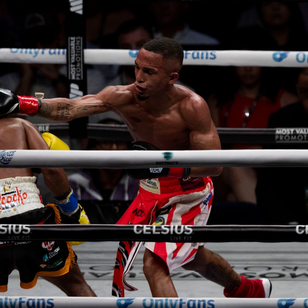 Las tres victorias de René Santiago (derecha) en Japón han sido por decisión, dos de ellas unánimes como la de este viernes.