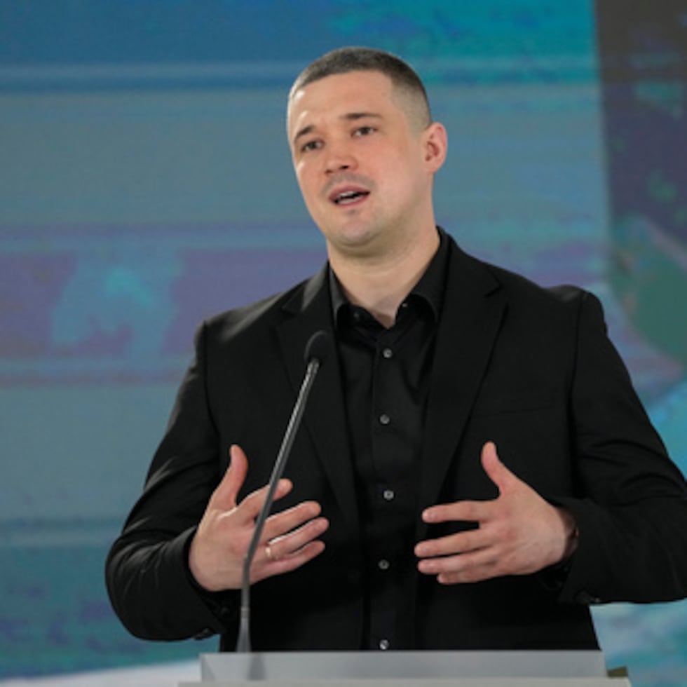 El destituido ministro de Defensa de Ucrania, Mykhailo Fedorov, pareció confrontar en redes sociales directamente a Zelensky, quien sostiene que no se pueden celebrar comicios bajo la ley marcial en vigor debido a la guerra.