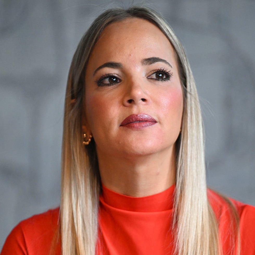 Senator Joanne Rodriguez Veve will now sit as an independent.