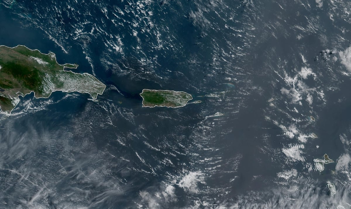 Dos ondas tropicales afectarán a Puerto Rico con aguaceros entre viernes y lunes