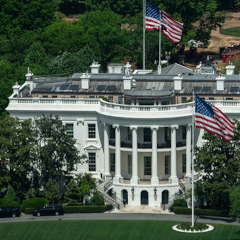 El suceso no impidió que el presidente, Donald Trump, participara a la misma hora en una ceremonia en la Sala Este de la Casa Blanca con pequeños empresarios.