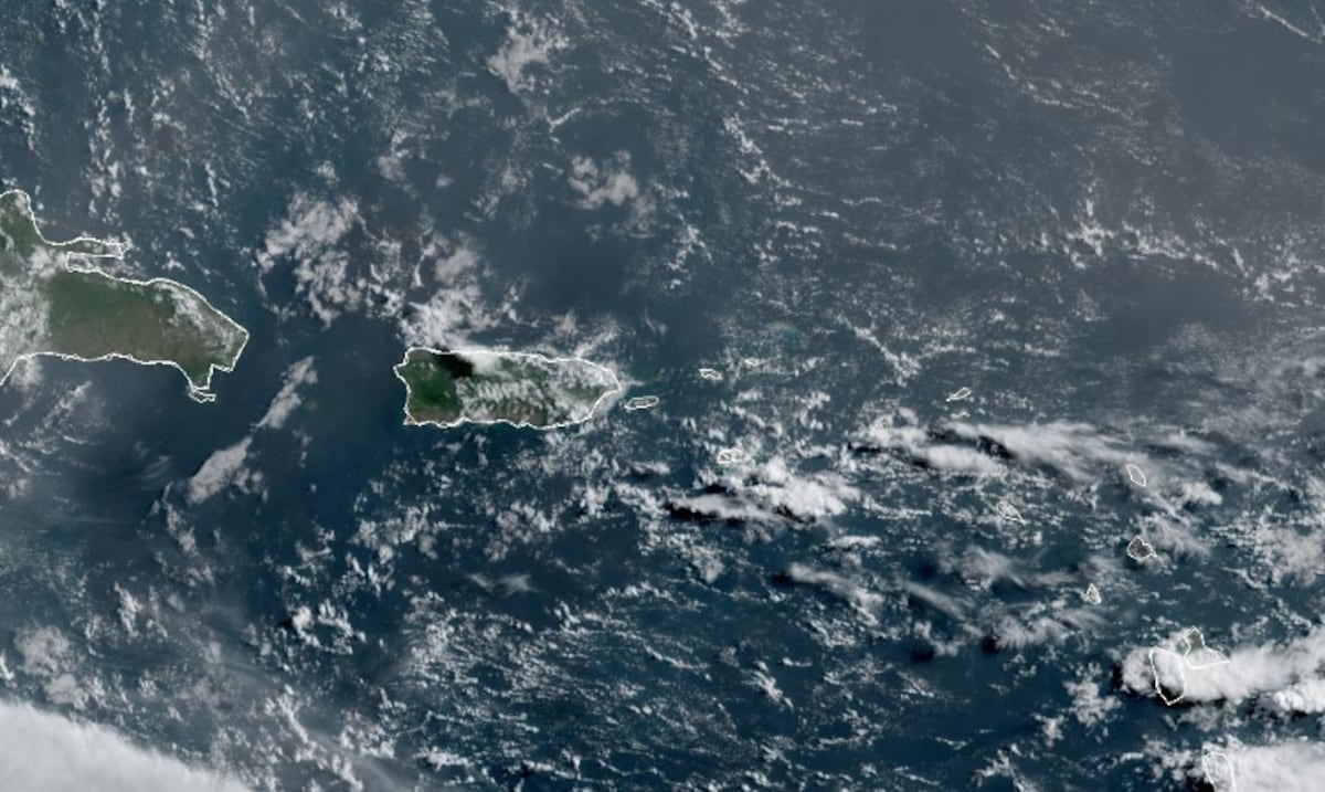 Onda tropical provoca aguaceros y riesgo de inundaciones en Puerto Rico