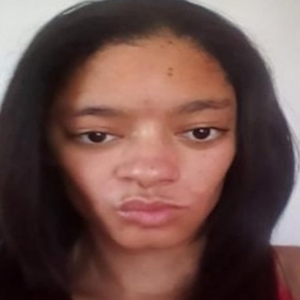 Cristal Álvarez Rodríguez, de 27 años y residente en el residencial Jardines de Campo Rico, desapareció del apartamento que compartía con su abuela.