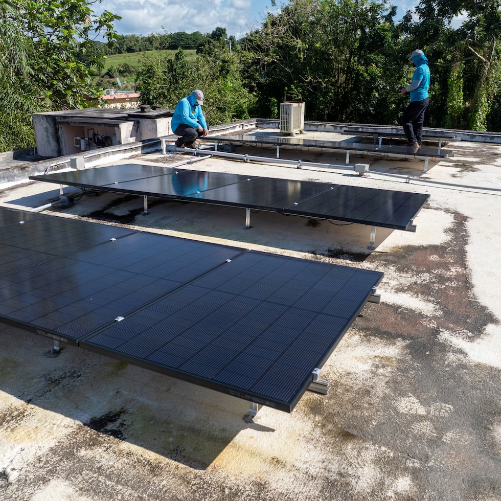 La energía solar producida a nivel residencial representa más del 62% de las fuentes renovables disponibles para la red.