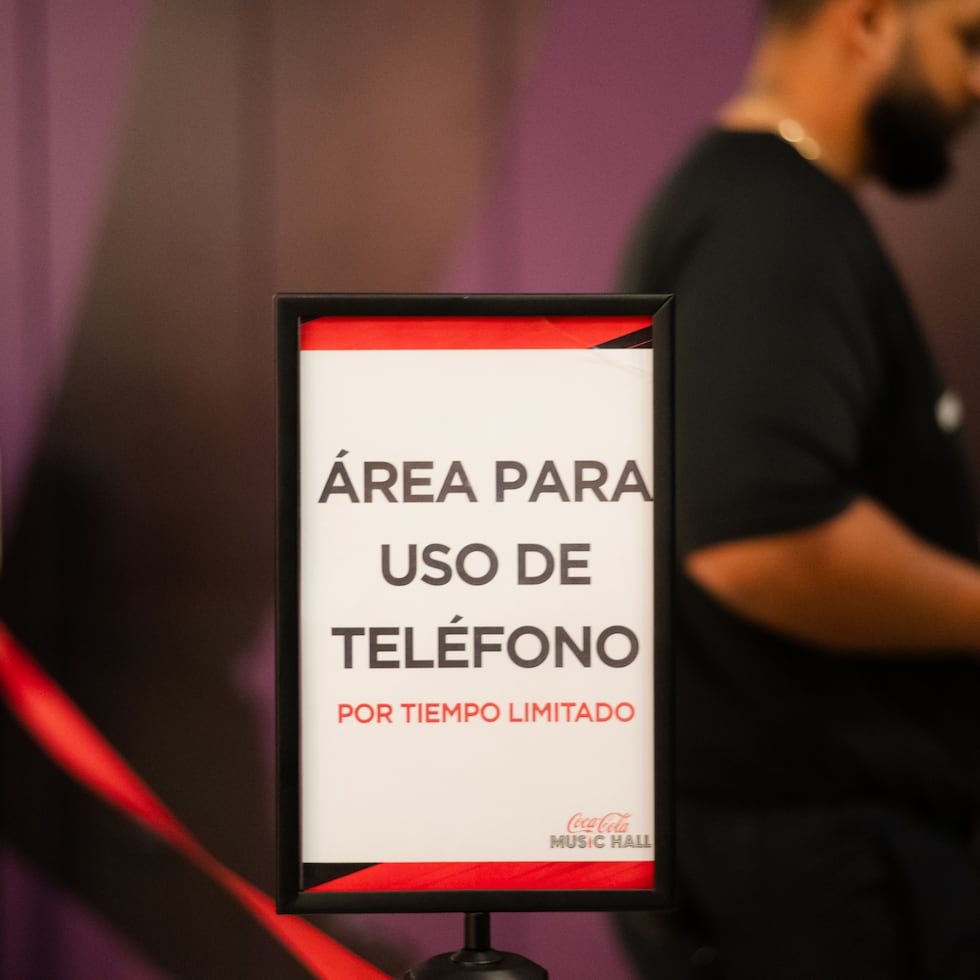 El “phoneless” continuará utilizándose en presentaciones en que la producción o el artista así lo exija.