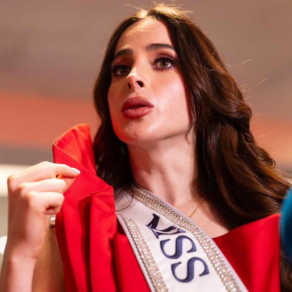 02 febrero 2026 Carolina PR. Aeropuerto internacional Luis Muñoz Marin - -Llegada de Miss Universe Fatima Bosch quien fue recibida por miss Puerto Rico universe, Zashely Alicea.
####
FOTO POR: xavier.araujo@gfrmedia.com Xavier Araújo / GFR Media