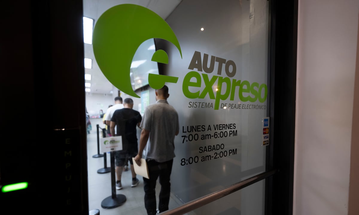 AutoExpreso atiende 3,000 conductores al reiniciarse multas por evasión de peajes