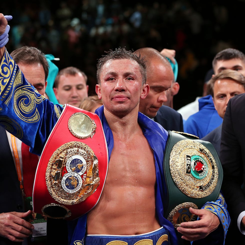 Gennadiy Golovkin tiene récord profesional de 42-2-1 y 37 KO's.