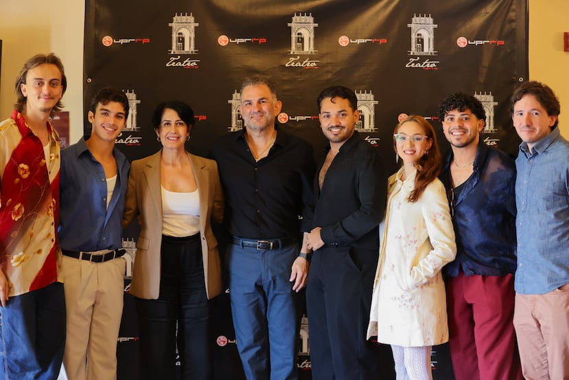 La obra "Vientres de tierra" contará con la participación de, desde la izquierda, Emilio García Canetti, Yohjan Batista, Jacqueline Duprey, Jorge Rodulfo, Yarel Padilla, Alanis Manzano, Jorge Alexander y Nicolás Luzzi.