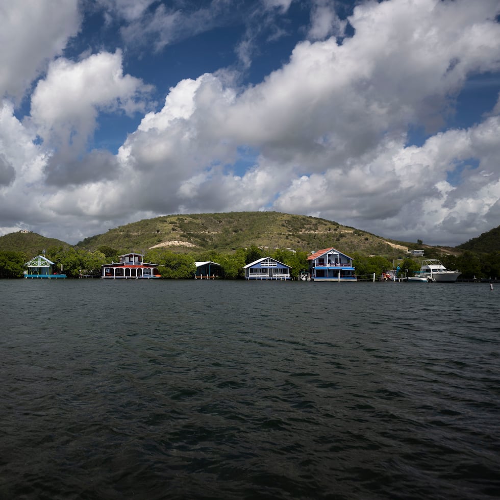 La propuesta de la gobernadora estipulaba la otorgación de licencias de 40 años para la ocupación de las estructuras existentes en el litoral de La Parguera.